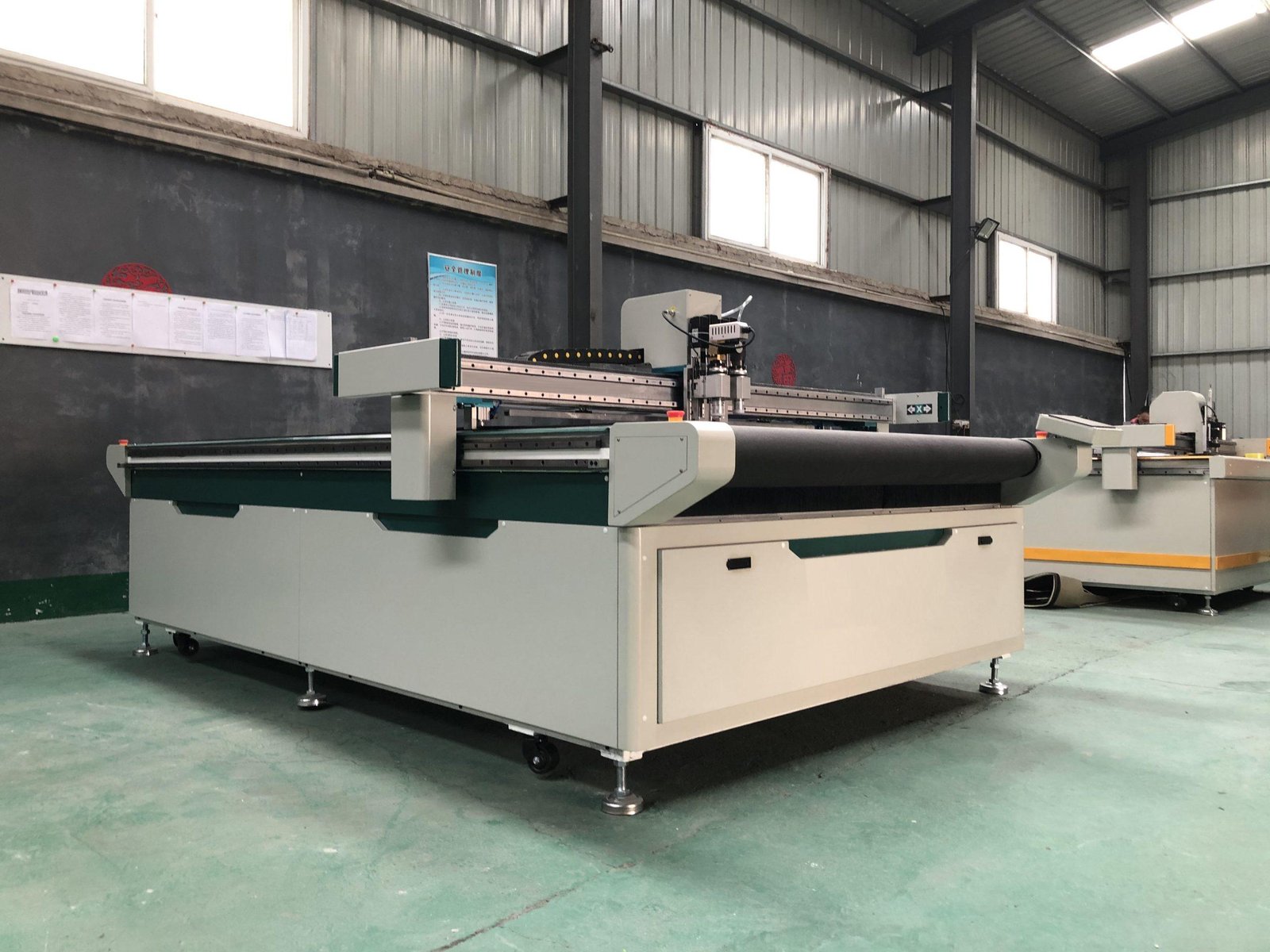 auto feeding cnc oscillating knife cutting machine cloth cutting