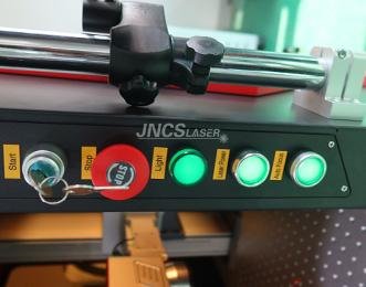 Máquina de marcação a laser UV com capa protetora