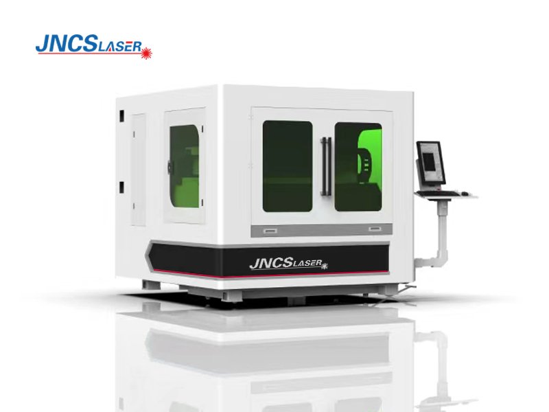 small fiber laser cutting machine with protect cover