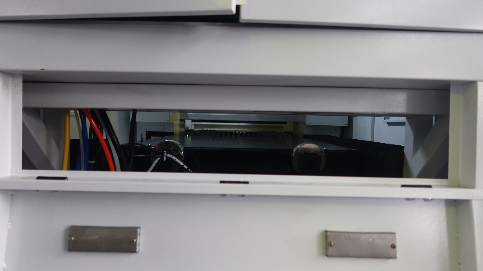 small fiber laser cutting machine