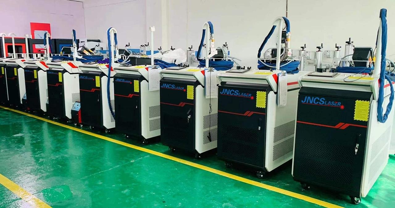 Handheld Fiber Laser Welding Machine with Double Wobble Gun