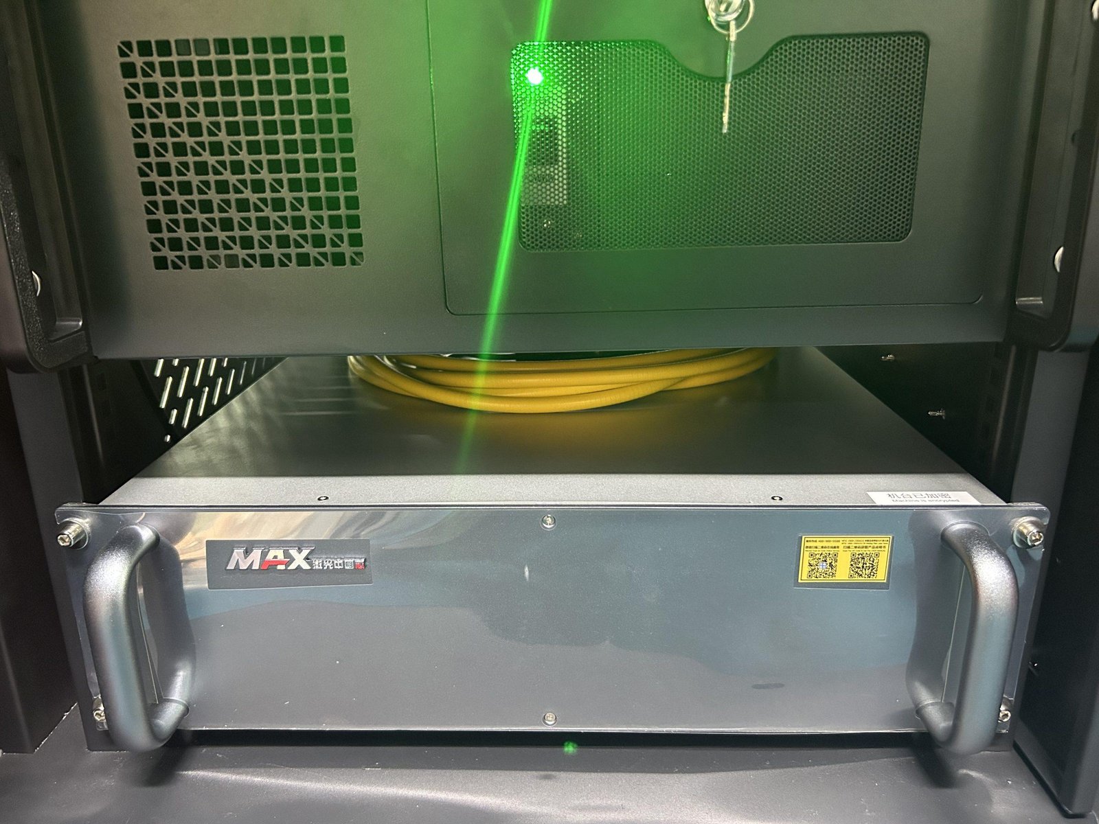 1kw 1.5kw 2kw automatic fiber laser welding machine 4 axis
