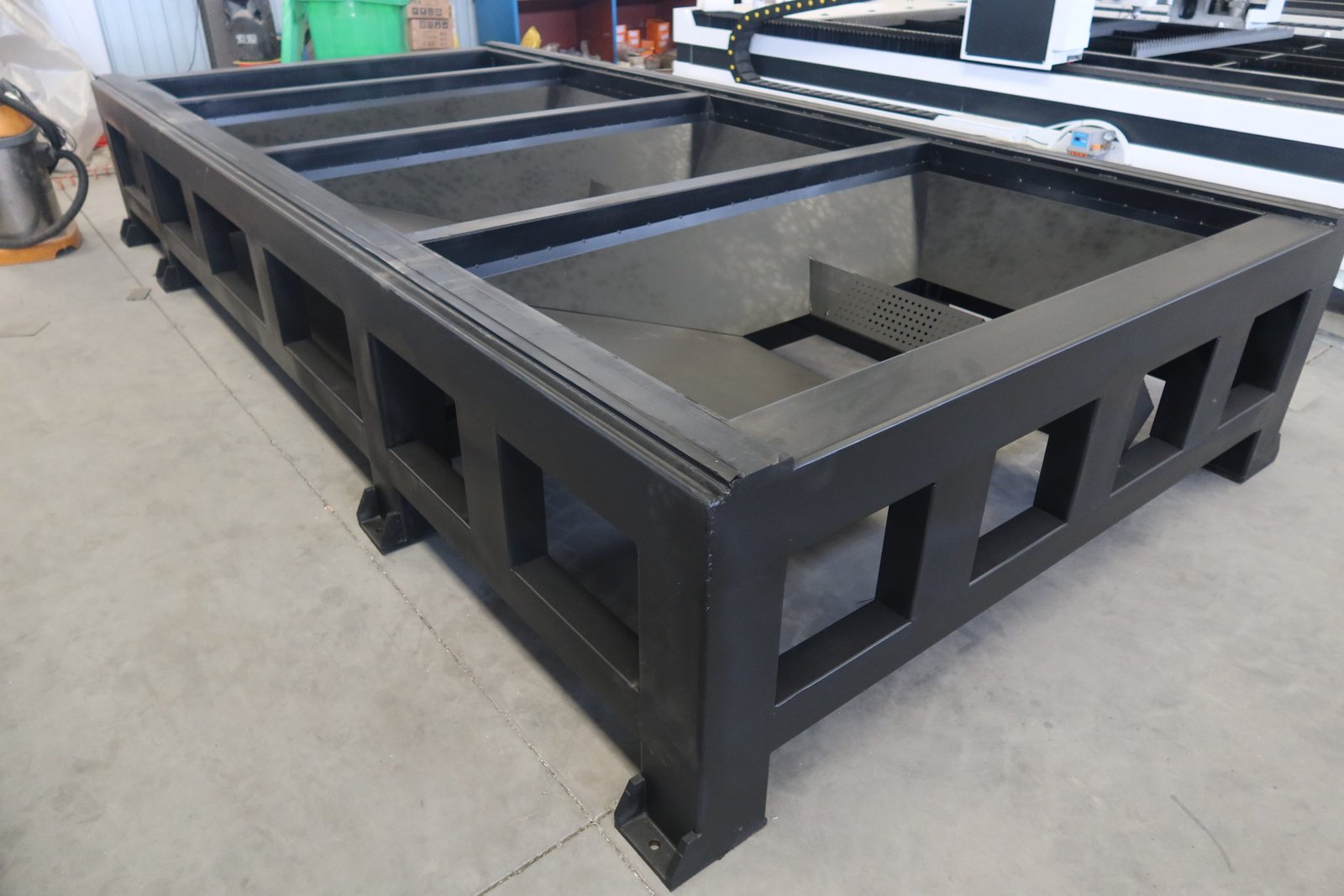economic fiber laser cutting machine
