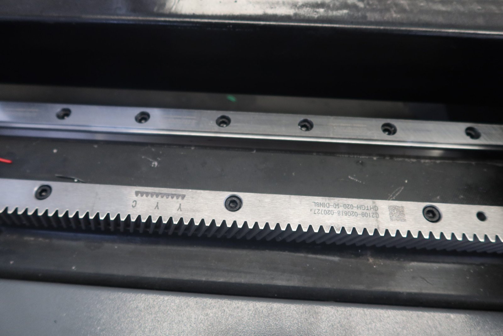 economic fiber laser cutting machine