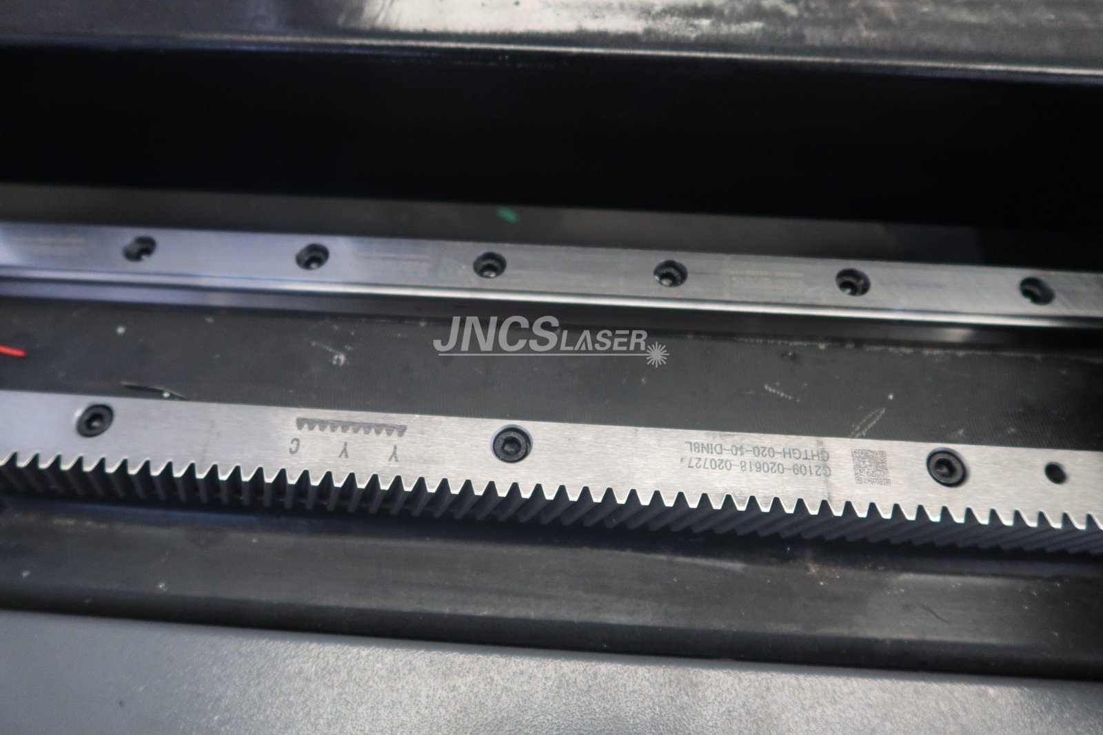 economic fiber laser cutting machine