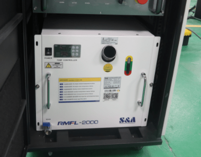 Continuous 1kw 1.5kw 2kw Fiber Laser Cleaning Machine for rust cleaning