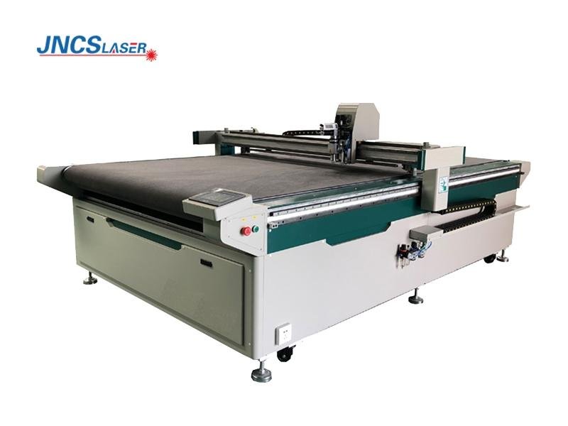 CNC Oscillating Knife Cutting Machine with Automatic Feeding