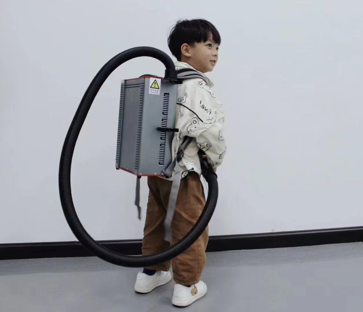 100W Backpack Pulsed Fiber Laser Cleaning Machine