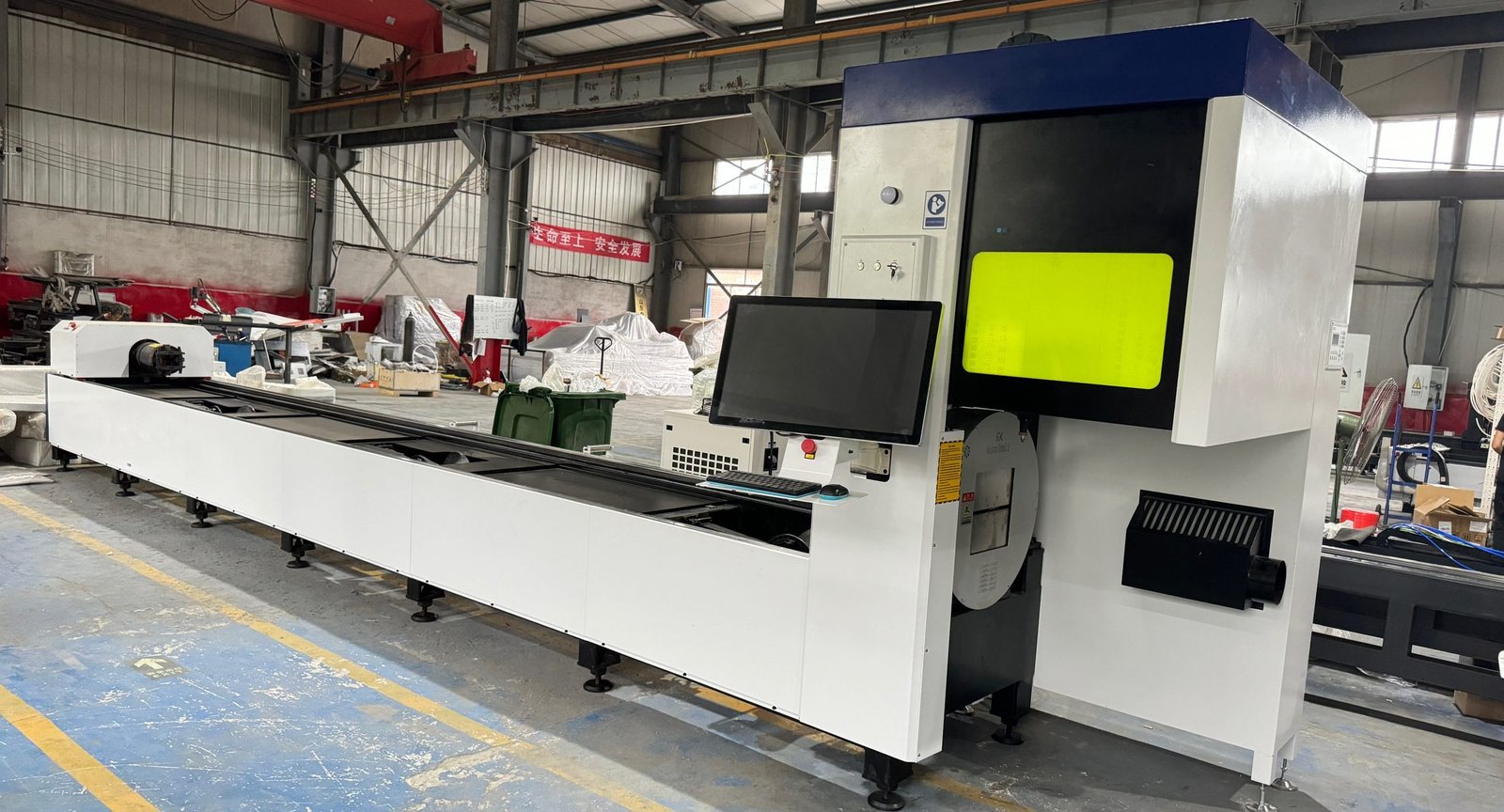 professional tube pipe fiber laser cutting machine