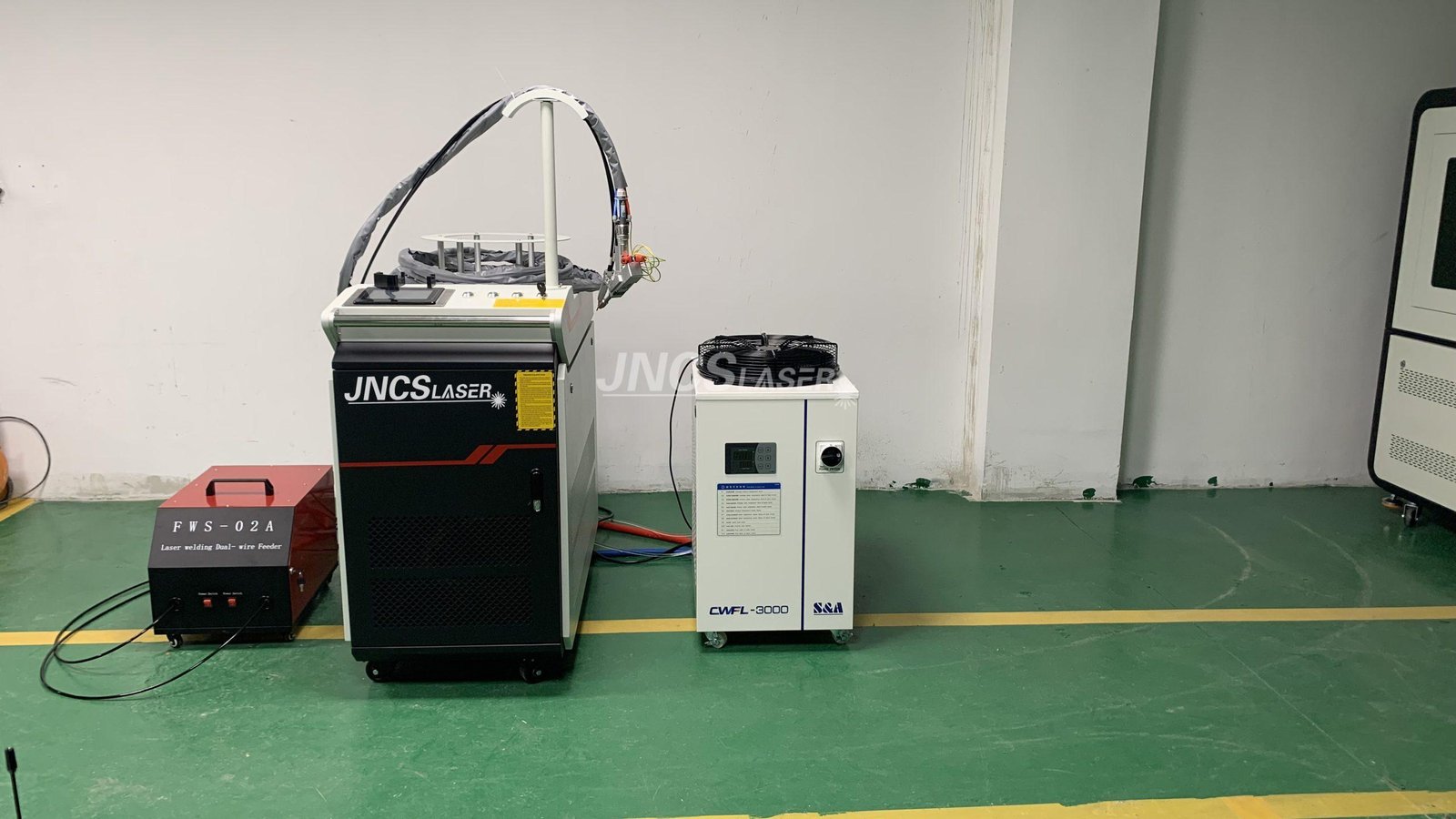 3KW 4 in 1 Fiber Laser Welding Cleaning Cutting Machine with Double Wire Feeder Device
