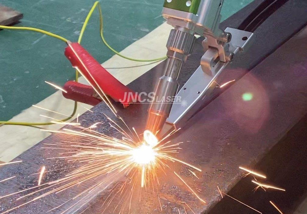 3KW 4 in 1 Fiber Laser Welding Cleaning Cutting Machine with Double Wire Feeder Device