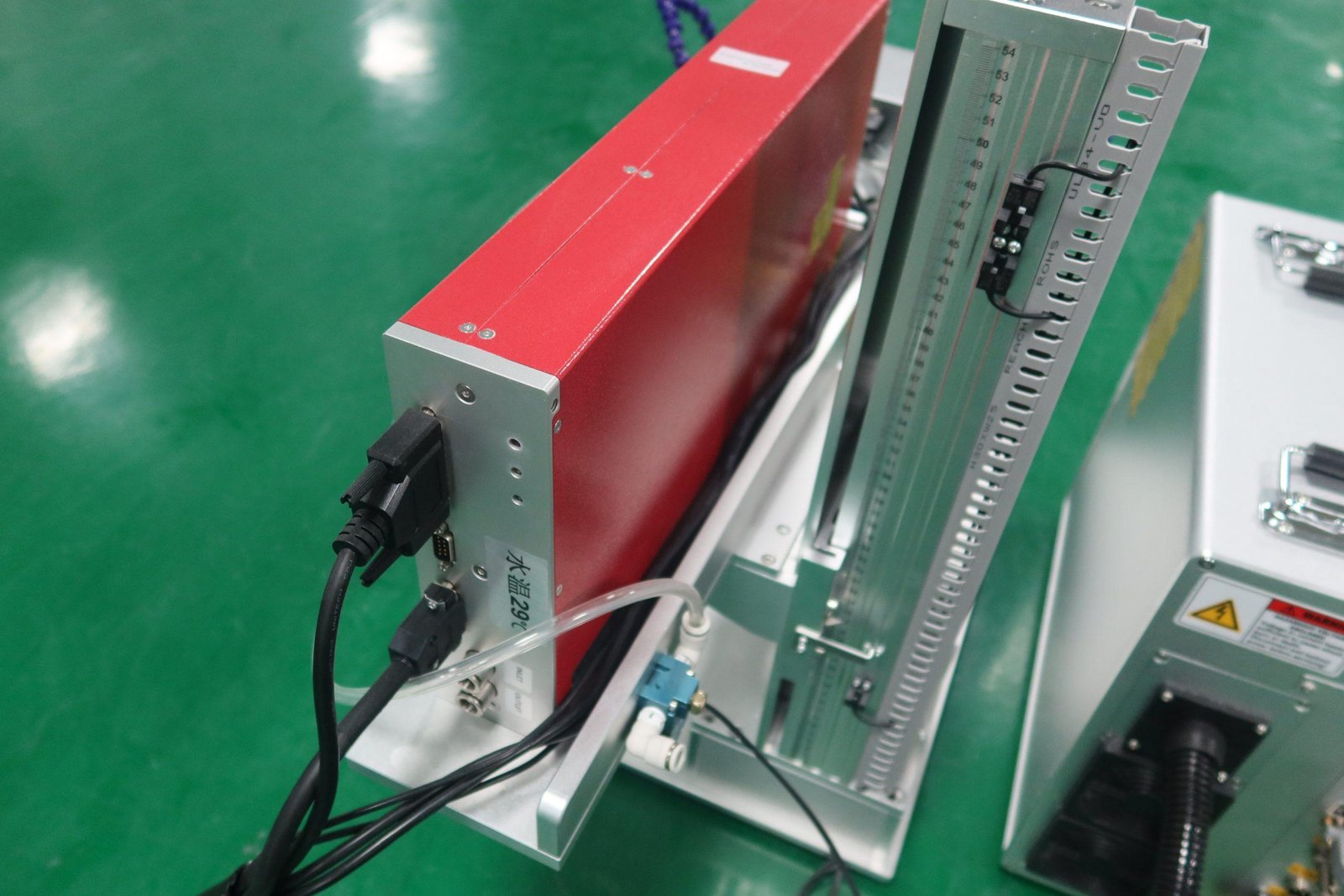 JPT Mopa M8 100W Fiber Laser Glass Drilling Cutting Machine