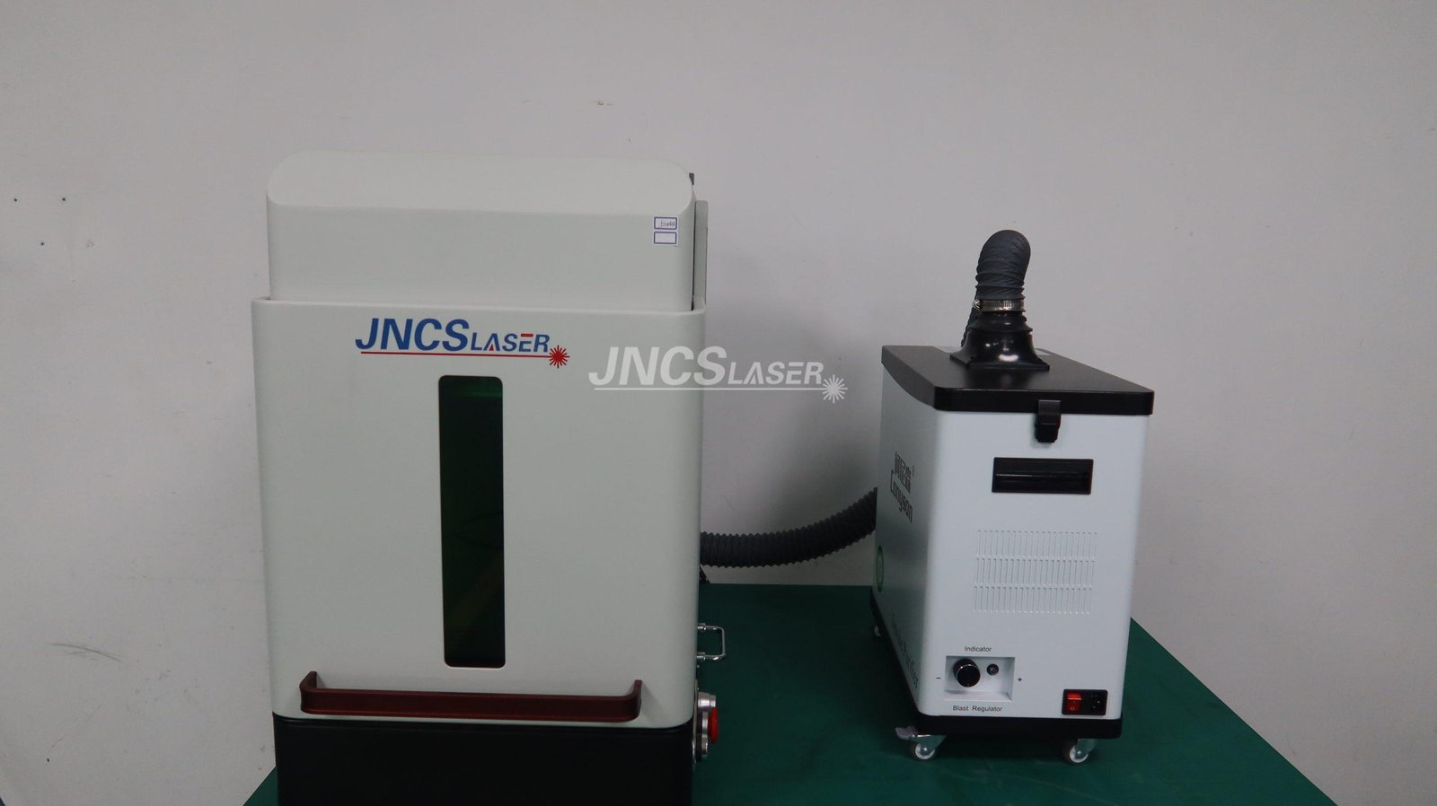mini. enclosure fiber laser marking machine