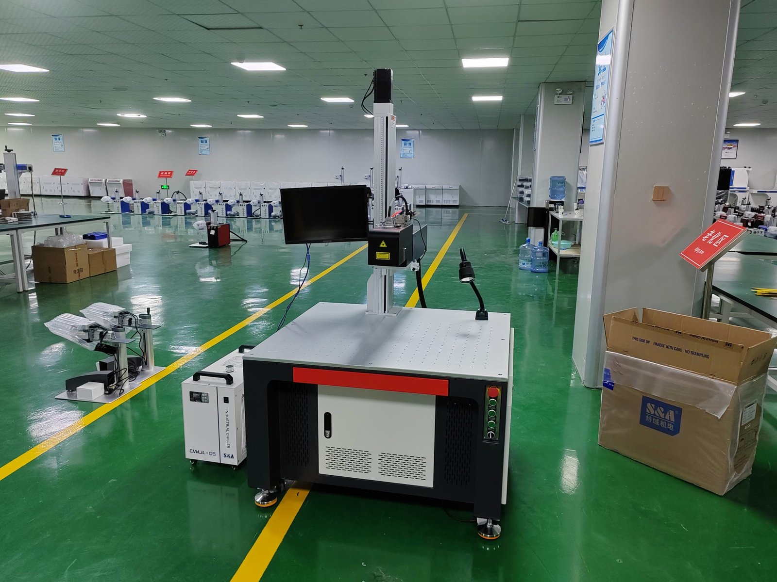 100W 120W Large Size 600*600mm 3D Dynamic Focusing Fiber Laser Marking Machine