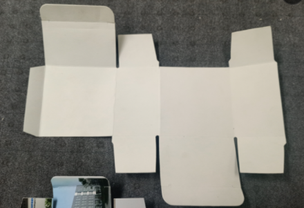 CNC oscillating knife cutting machines are used for cutting a variety of materials such as leather, fabric, cardboard, foam, and other soft materials.