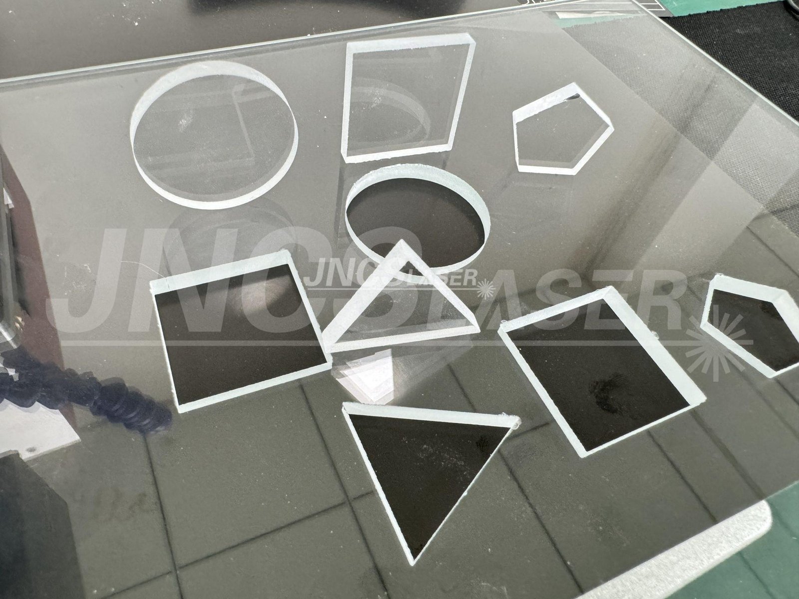 fiber laser glass drilling machine