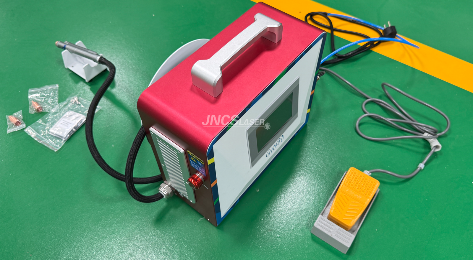 QCW300W Small Portable Spot Laser Welding Machine for Thin Metal, Channel Letter Laser Welder