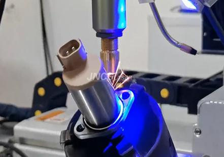 1.5kW 5-Axis Platform Automatic Fiber Laser Welding Machine with Rotating Head for Tube and Pipe Welding Applications