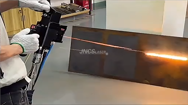 High Efficiency 6KW Continuous Fiber Laser Cleaning Machine for Rust Cleaning
