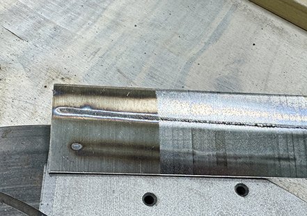 300w 15mj pulsed fiber laser cleaning machine cleaning welding surface