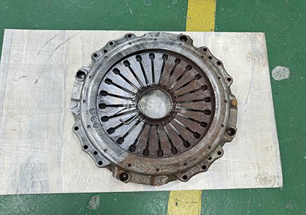 300w 15mj pulsed fiber laser cleaning machine application on auto parts