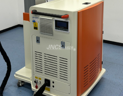 Integrated cabinet (water chiller and laser source)