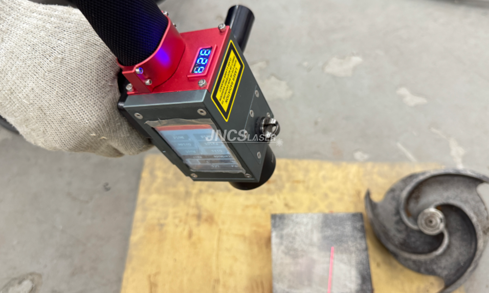 Portable Pulsed Fiber Laser Cleaner 200W 300W 500W Rust Paint Oil Removal Machine